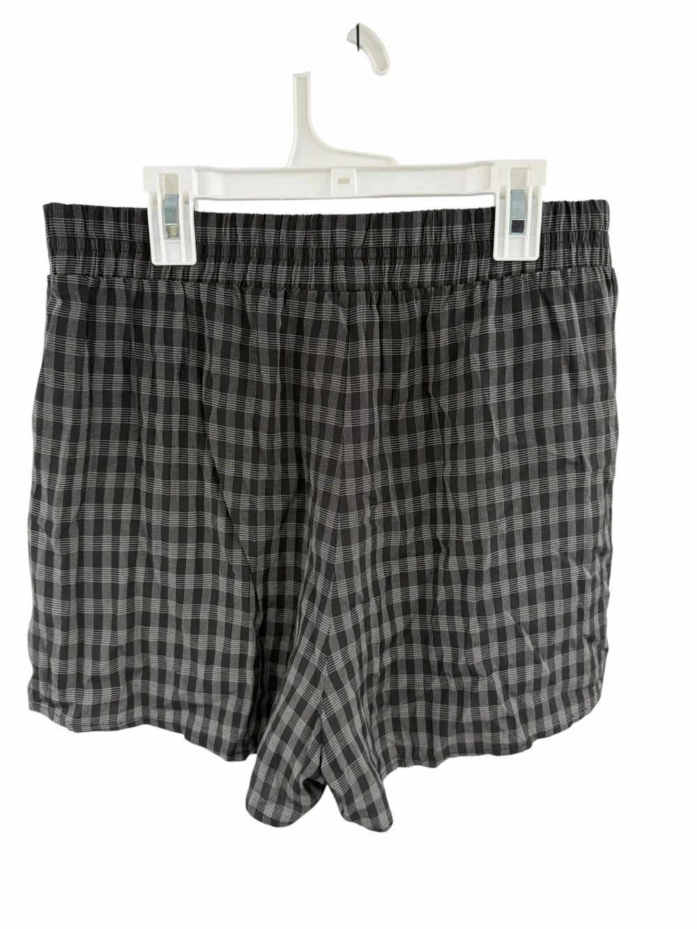 Aritzia Babaton Elwood Short Women's Black Plaid Casual Shorts High Rise Medium